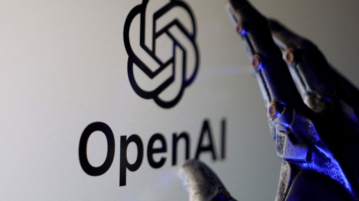 La necesidad de modelos de código abierto ante el control corporativo de la IA